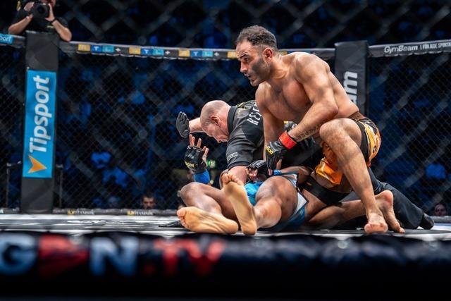 Freiburger MMA-Kmpfer Khajevand gewinnt Oktagon-Fight in Dsseldorf