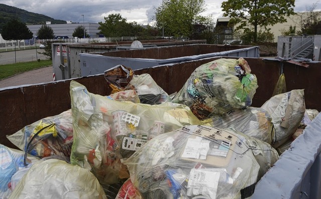 Gelbe Scke auf dem Recyclinghof in Bad Sckingen  | Foto: Rank, Marion