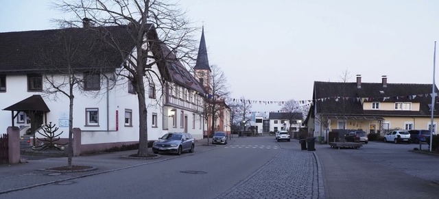 Sollte die Hindenburgstrae in Rust zu...erat bert am 17. Mrz ber das Thema.  | Foto: Michael Haberer