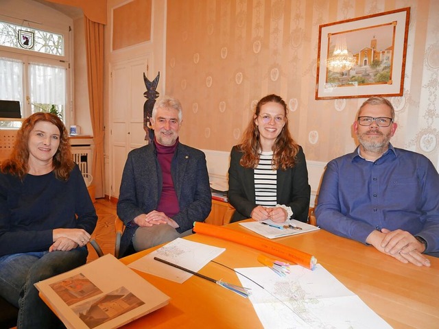 Gudrun Brendlin, Michael Thater, Annab...die Fortschritte beim Breitbandausbau.  | Foto: Michael Gottstein