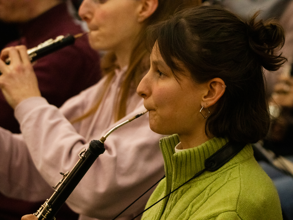 Mehr als 100 junge Musikerinnen und Musiker bringen am Wochenende Schostakowitschs Sinfonie Nr. 7 auf die Bhne des Freiburger Konzerthauses.