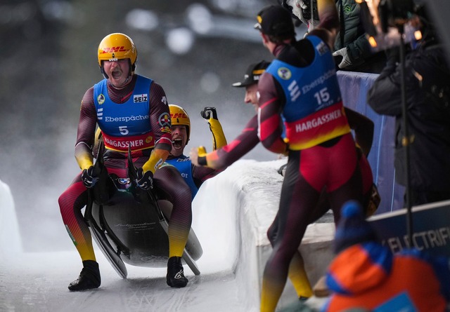 Rodel-Coup: WM-Gold f&uuml;r Hannes Orlam&uuml;nder und Paul Gubitz  | Foto: DARRYL DYCK/The Canadian Press/AP/dpa