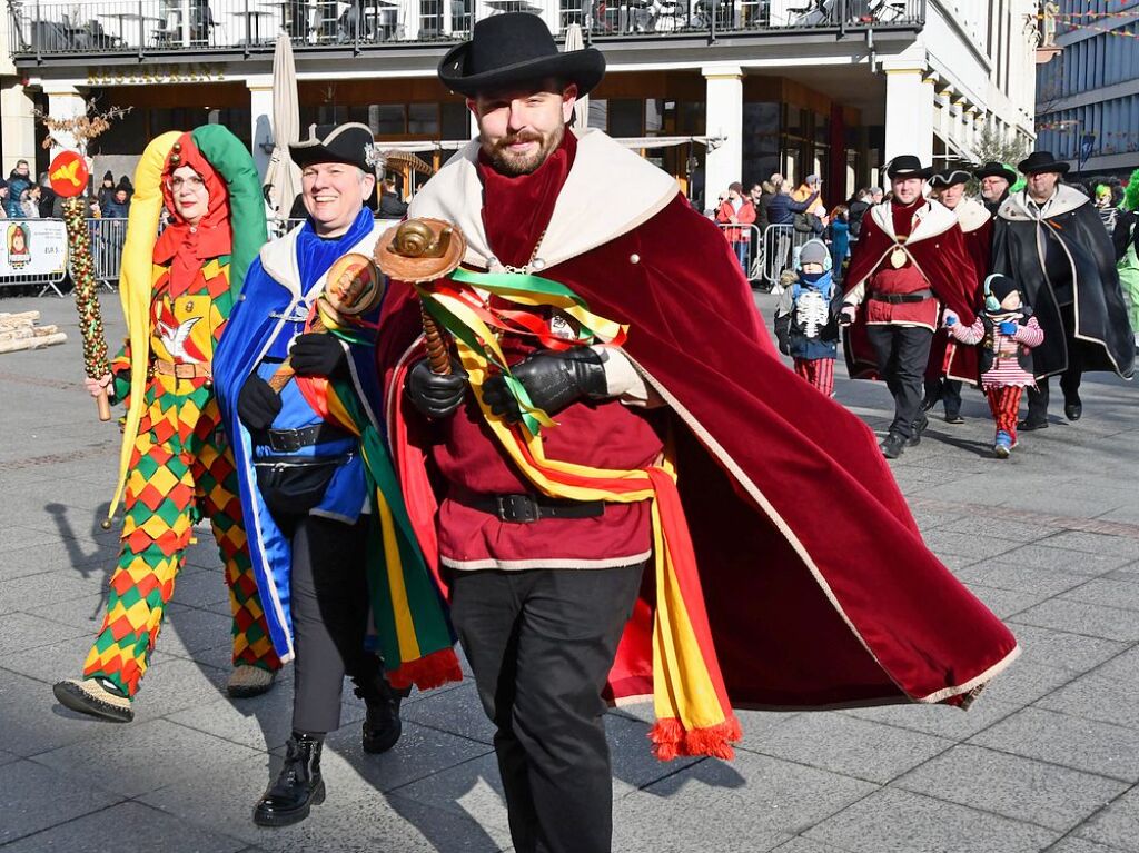 Impressionen vom Narrenbaumstellen in Lrrach