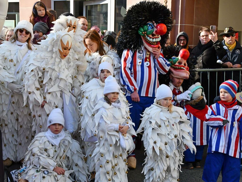 Impressionen vom Narrenbaumstellen in Lrrach