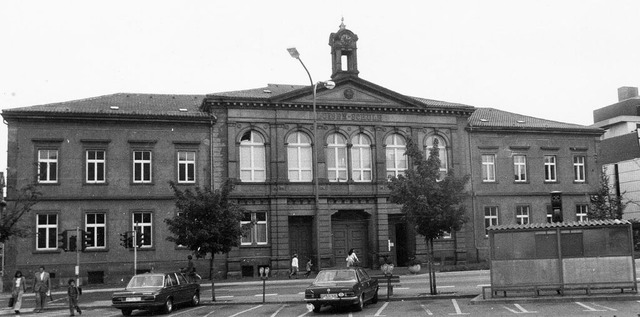 Die Luisenschule in den 1960er-Jahren noch ohne Glocke im Trmchen  | Foto: Sammlung Eble