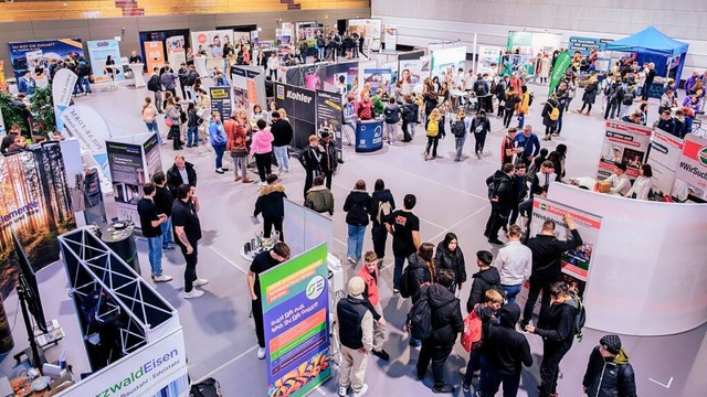 Im Februar 2024 fand die Messe erstmals in der Halle im Brgerpark statt.  | Foto: T-Event