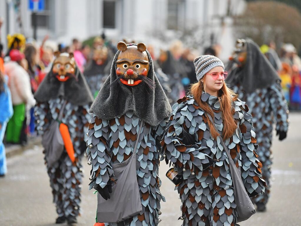 Der nrrische Lindwurm wand sich durch Krzell.