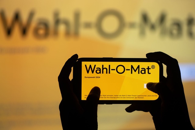 Der Wahl-O-Mat ist ein Online-Tool mit... vergleichen k&ouml;nnen. (Archivbild)  | Foto: Sebastian Kahnert/dpa