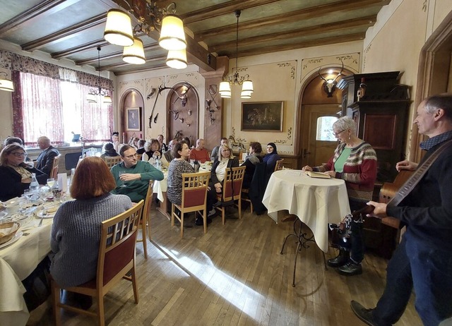 Vortrge und Musik zhlten zum Programm des Frhstcks.  | Foto: Stadt Lahr