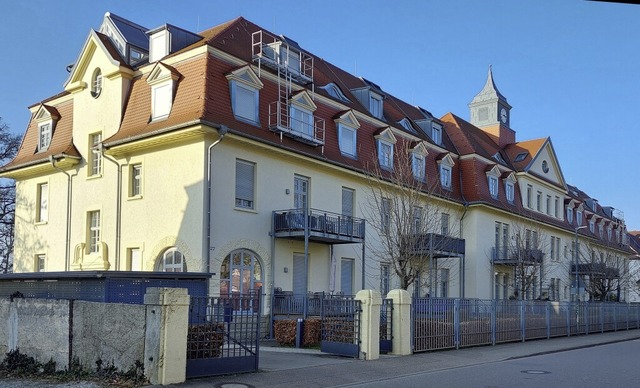 In der Zeppelin-Villa in der Flugplatzstrae in Lahr gibt es heute Wohnungen.  | Foto: Roland Hirsch