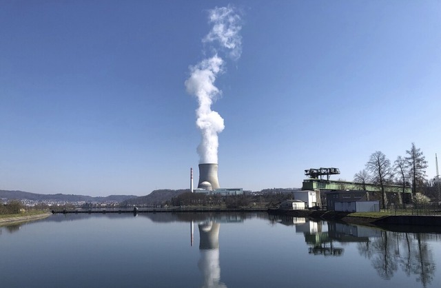 Das Atomkraftwerk Leibstadt soll noch bis mindestens 2045 laufen.  | Foto: Juliane Schlichter