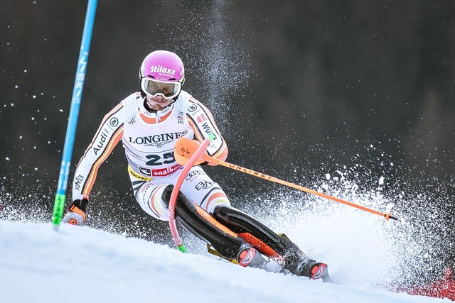 Linus Stra&szlig;er holte im Slalom au...e Medaille reichte es aber nicht mehr.  | Foto: Expa/Johann Groder/APA/dpa