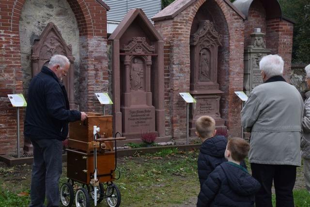 Drehorgelfreunde Waldkirch haben sich im Orgelbauersaal zur Jahreshauptversammlung getroffen