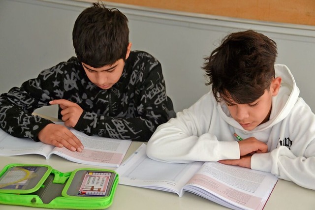 Viel Eifer legen die Schlerinnen und ...geht, die Lesefhigkeit zu verbessern.  | Foto: Christiane Sahli