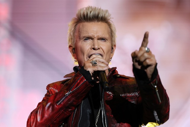 Billy Idol ist unter den Nominierten f...Rock & Roll Hall of Fame".(Archivbild)  | Foto: Ginnette Riquelme/AP/dpa