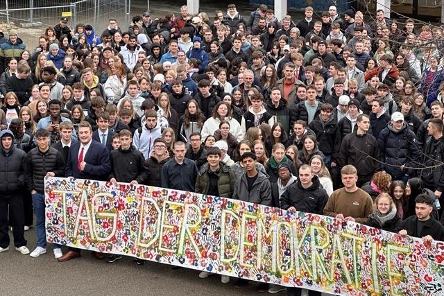 Demokratiebildung: Hans-Thoma-Schule in Titisee-Neustadt veranstaltet Tag der Demokratie