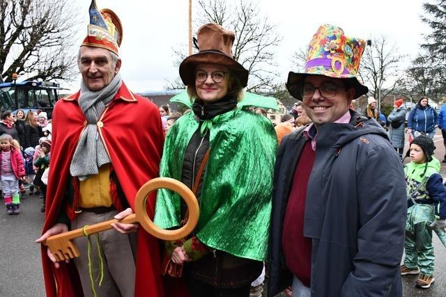 Schwrstadts neuer Brgermeister Jenisch ist den Rathausschlssel schnell wieder los