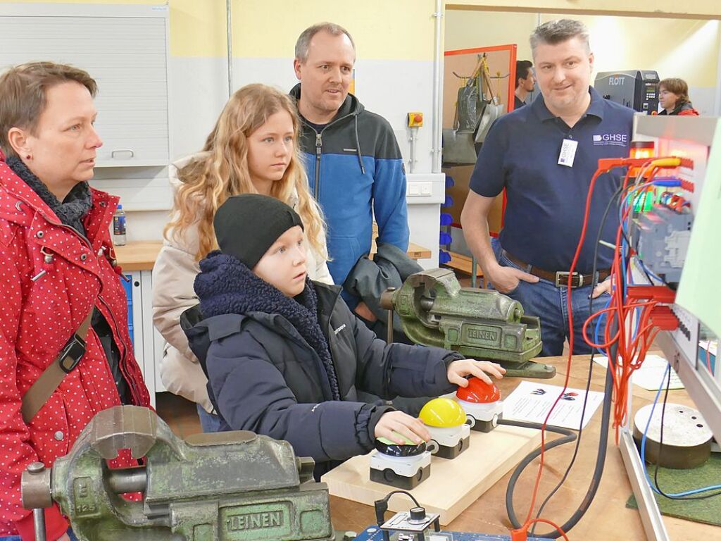 Am 14. Februar wurde der Erweiterungsbau am Berufschulzentrum Emmendingen erffnet – zeitgleich mit dem Kennenlerntag.