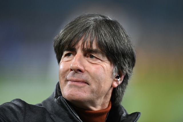 Jogi L&ouml;w &auml;u&szlig;ert sich &...&uuml;llten Kinderwunsch. (Archivbild)  | Foto: Swen Pf&ouml;rtner/dpa