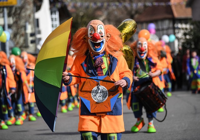 In vielen St&auml;dten und D&ouml;rfer...auf Karnevalsumz&uuml;ge. (Archivfoto)  | Foto: Patrick Seeger/dpa