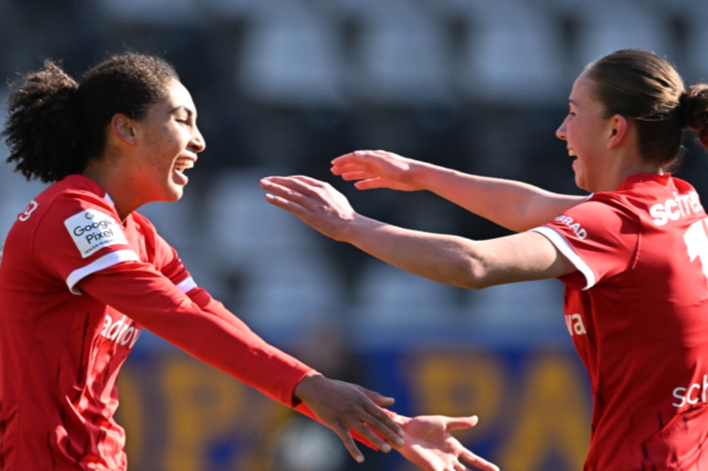 Erster Sieg unter Mutter Merk: SC-Frauen besiegen Kln mit 2:0