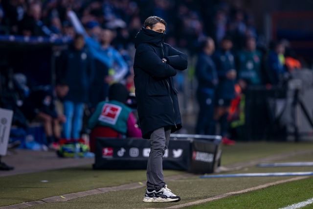 Trainer Niko Kovac sah in Bochum wenig, was dem BVB Mut machen kann.  | Foto: David Inderlied/dpa