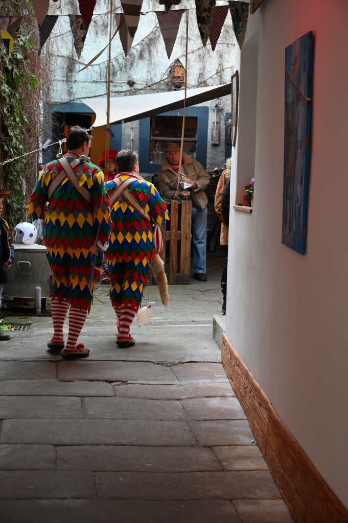 Tausende Besucher strmten am Samstag zum Fasnachtsumzug, den die Burkheimer Schnecken zum Jubilum ihres 55-jhrigen Bestehens auf die Beine stellten.