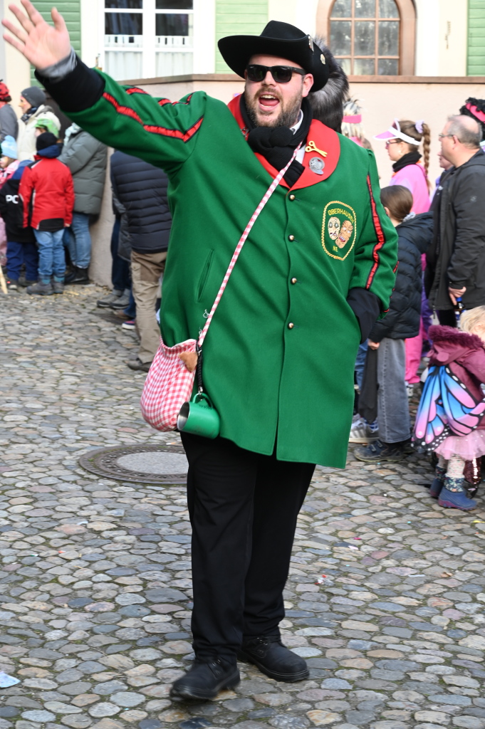 Tausende Besucher strmten am Samstag zum Fasnachtsumzug, den die Burkheimer Schnecken zum Jubilum ihres 55-jhrigen Bestehens auf die Beine stellten.