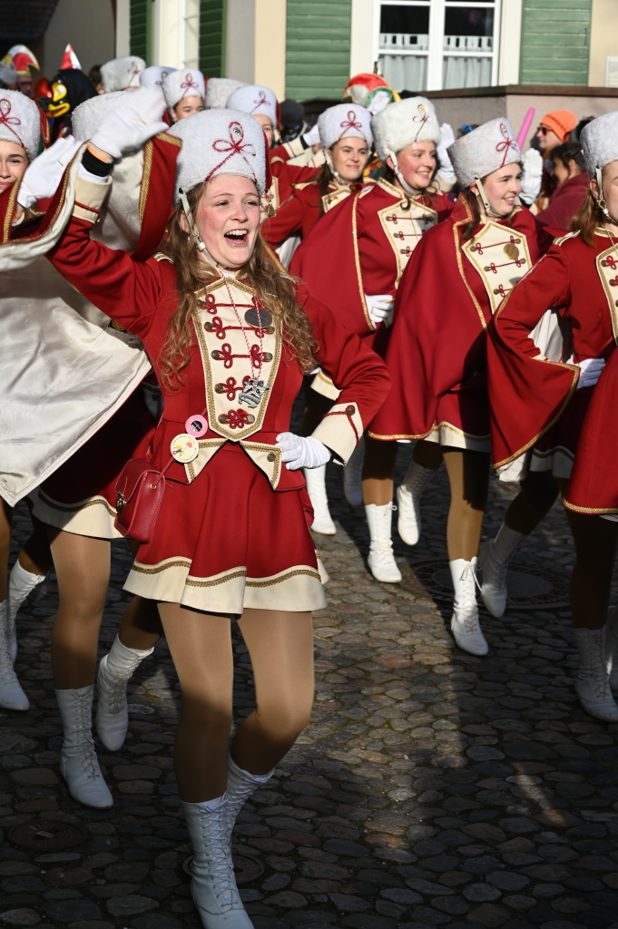 Tausende Besucher strmten am Samstag zum Fasnachtsumzug, den die Burkheimer Schnecken zum Jubilum ihres 55-jhrigen Bestehens auf die Beine stellten.