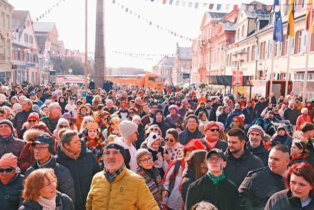 Tausende strmten zum 45.Offenburger Narrentag  | Foto: Hubert Rderer