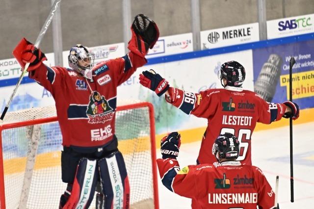 EHC Freiburg feiert erlsenden Heimsieg gegen die Eisbren Regensburg