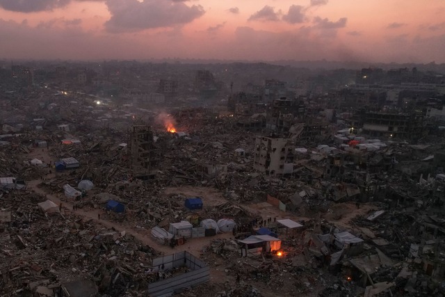 Die Gespr&auml;che &uuml;ber die n&aum...eifen sollen weitergehen. (Archivbild)  | Foto: Mohammad Abu Samra/AP/dpa