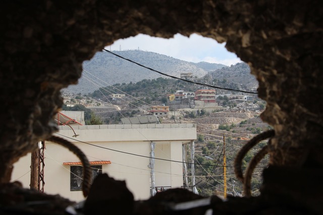 Die Waffenruhe zwischen Israel und der...er auf wackeligen Beinen. (Archivbild)  | Foto: Taher Abu Hamdan/XinHua/dpa