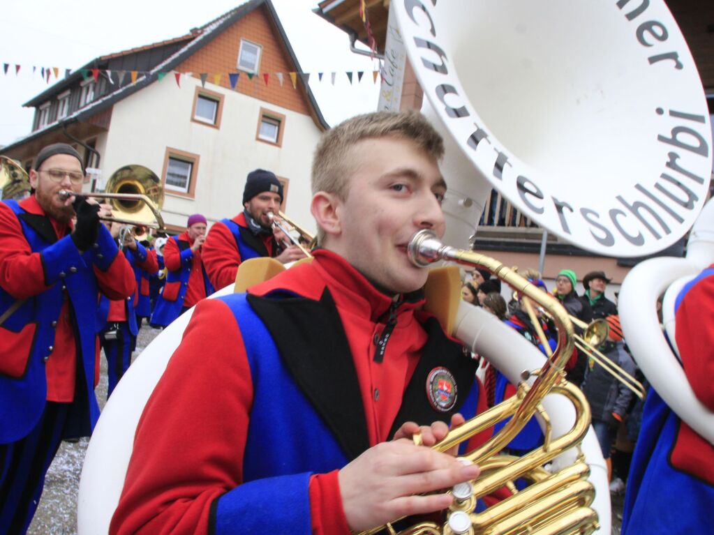 Nrrisches Treiben herrschte am Sonntag in Schweighausen. Dort feierten die Ankele Hexen ihren 35. Geburtstag.