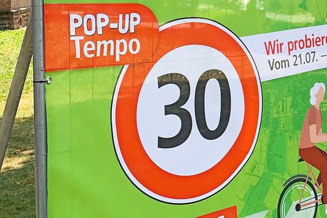 Knftig wird es nicht beim Versuch bleiben: Tempo 30 in Offenburg.  | Foto: Helmut Seller