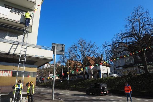 Dinkelberg-Schrate hngen in Rheinfelden die Fhnli auf: 