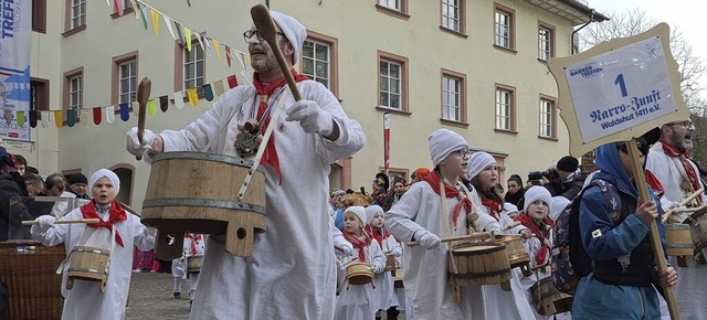 Gemeinsam fhrt Stephan Vatter, Zunftm...nsamen am Sonntag den groen Umzug an.  | Foto: Elisa Gorontzy