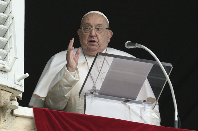 Papst Franziskus absolvierte zuletzt w...im Krankenhaus behandelt. (Archivbild)  | Foto: Vatican Media/IPA via ZUMA Press/dpa