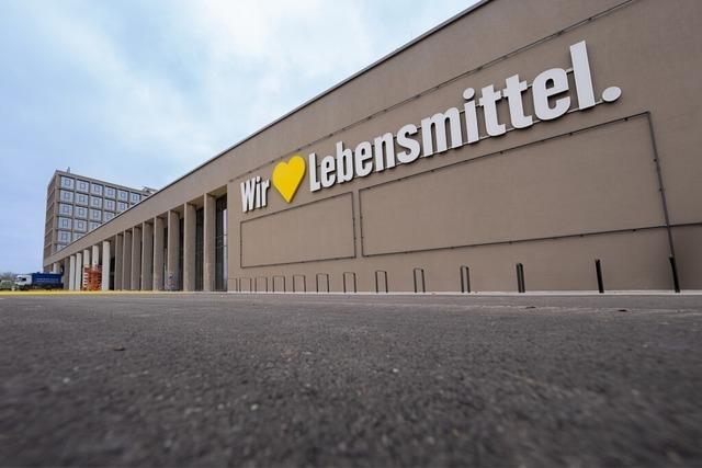 Lahrer Kaufmannsfamilie Kohler erffnet neues E-Center in Offenburg