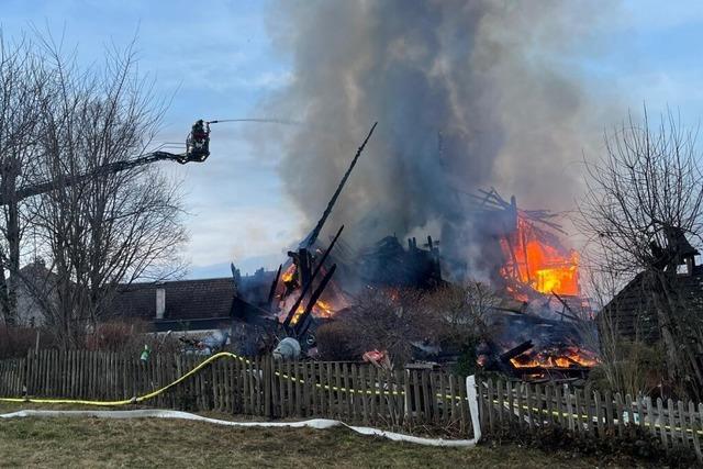 Das Schwarzwald-Gasthaus Hirtenbrunnen in Frhnd steht in Flammen