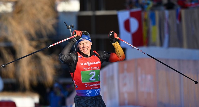 Verdienter Jubel nach einer harten Schlussrunde: Justus Strelow.  | Foto: Martin Schutt/dpa