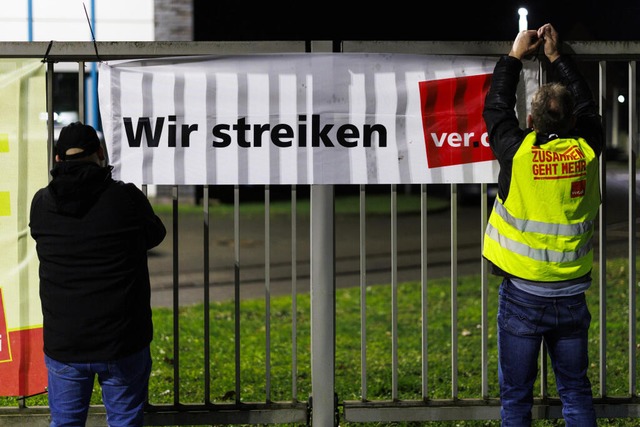 Der Nahverkehr steht in Baden-Wrttemberg vielerorts still.  | Foto: Christoph Reichwein (dpa)