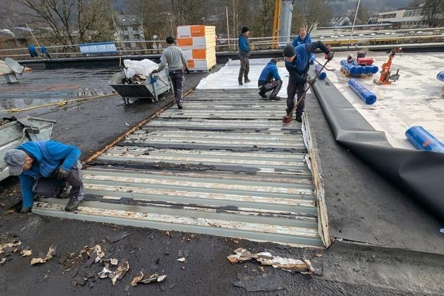 Der Seebodenhalle aufs Dach gestiegen