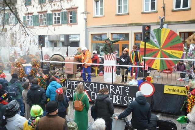 Fasnachtsumzug in Schopfheimmuss muss nicht verkrzt werden  - es gibt genug Blockadefahrzeuge