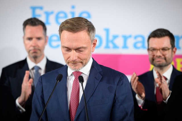 FDP muss um Einzug ins Parlament bangen.  | Foto: Bernd von Jutrczenka/dpa