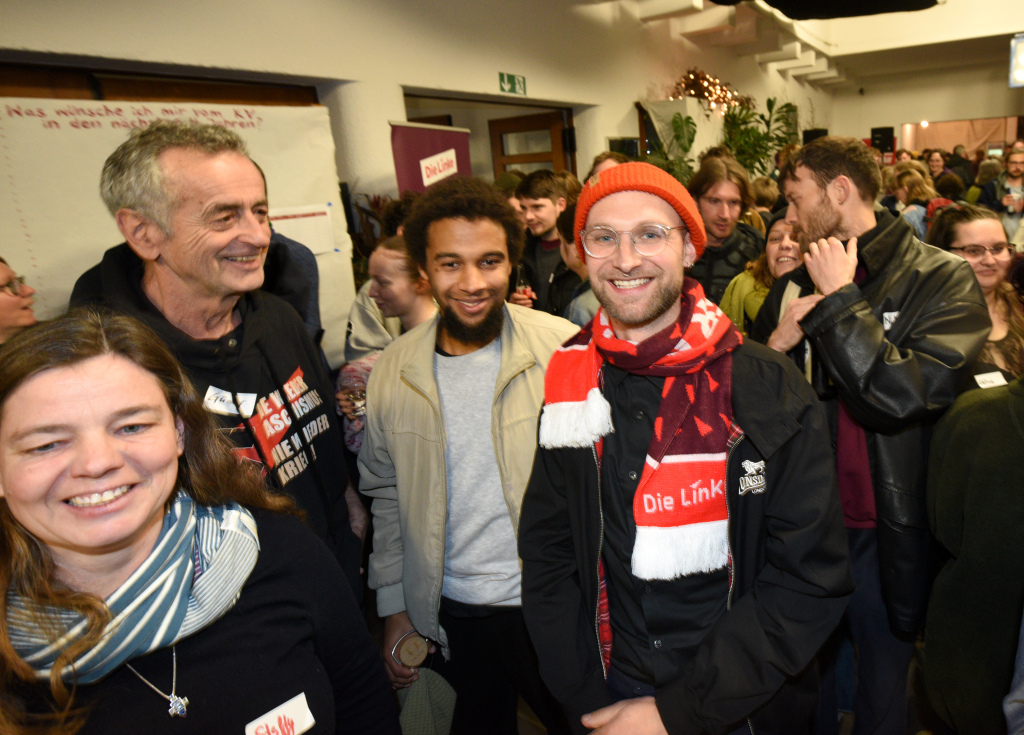 Wahlparty "Die Linke" im neuen Wiehrebahnhof