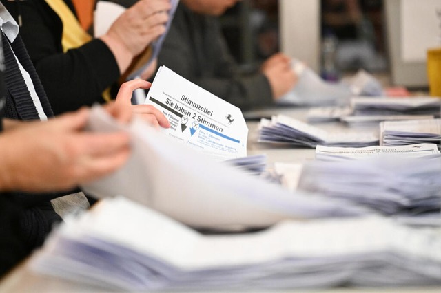 Die Auszhlung ist beendet.  | Foto: Bernd Weibrod (dpa)