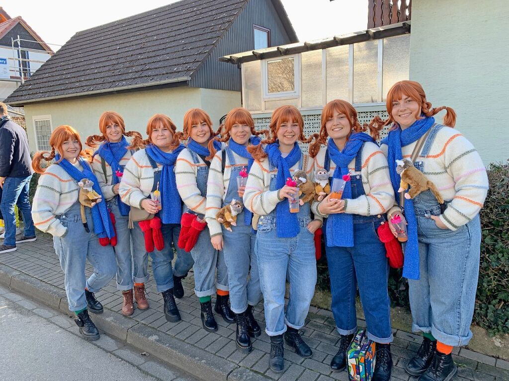 Statt des groen Umzugs fand am Wahlsonntag ein kleiner Narrenumzug mit vielen heimischen Gruppen in Merdingen statt.