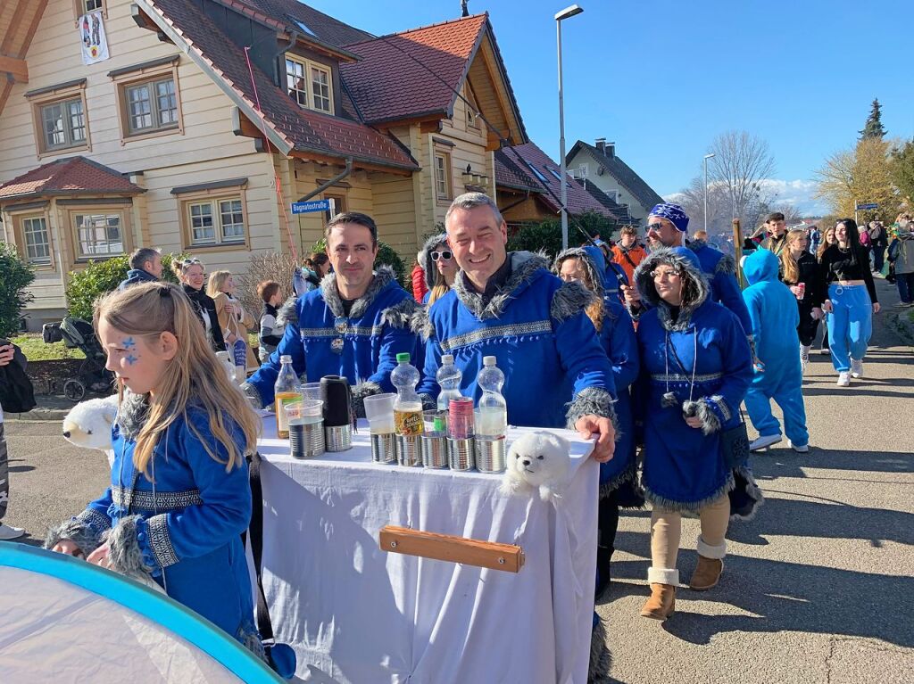 Statt des groen Umzugs fand am Wahlsonntag ein kleiner Narrenumzug mit vielen heimischen Gruppen in Merdingen statt.