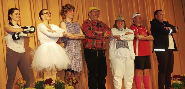 Carsten Petersen (rechts) und seine Truppe prsentierten Komik am Flieband.   | Foto: Wolfgang Beck